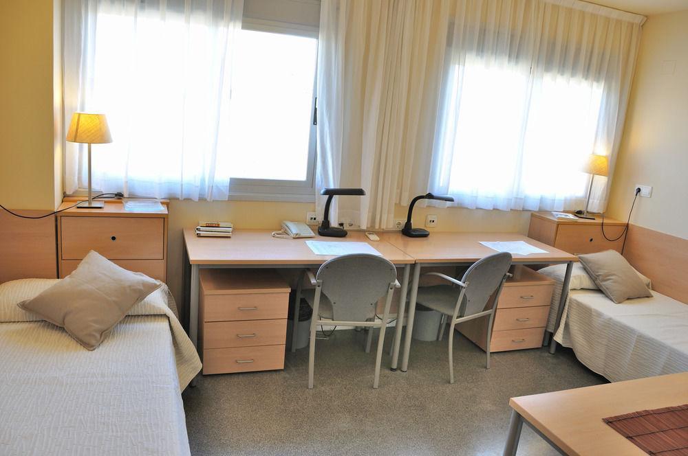 Residencia Universitaria Erasmo * Madrid