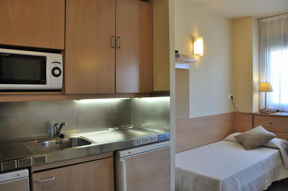 Residencia Universitaria Erasmo * Madrid