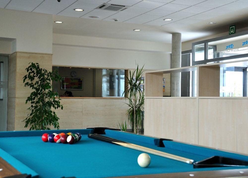 Residencia Universitaria Erasmo Apartamento *